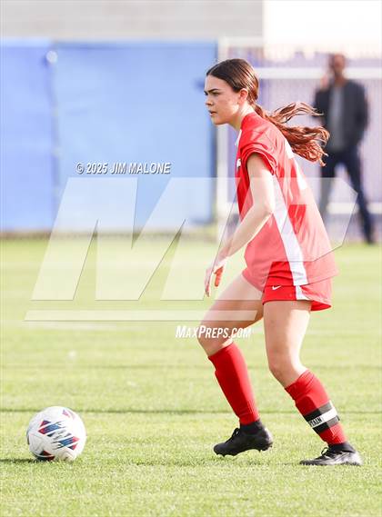 Thumbnail 3 in American vs. San Leandro photogallery.