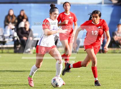 Thumbnail 3 in American vs. San Leandro photogallery.