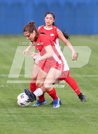 Thumbnail 3 in American vs. San Leandro photogallery.