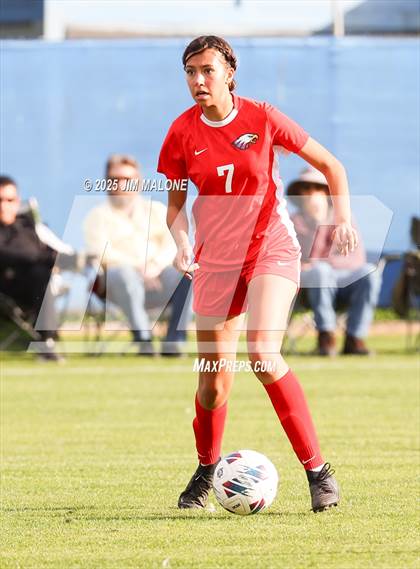 Thumbnail 2 in American vs. San Leandro photogallery.