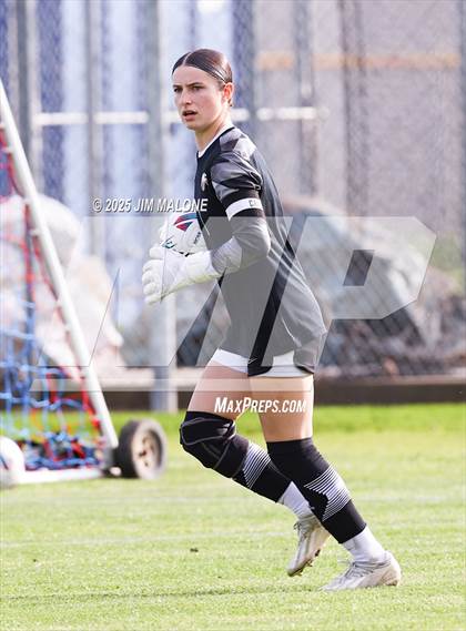 Thumbnail 1 in American vs. San Leandro photogallery.