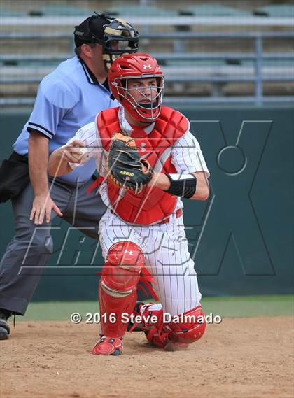 Thumbnail 1 in Archbishop Rummel vs John Ehret  photogallery.