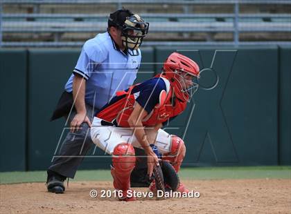 Thumbnail 3 in Archbishop Rummel vs John Ehret  photogallery.