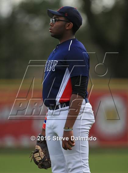 Thumbnail 1 in Archbishop Rummel vs John Ehret  photogallery.