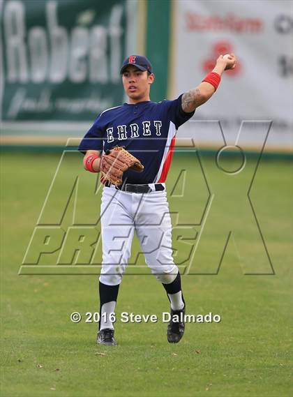 Thumbnail 2 in Archbishop Rummel vs John Ehret  photogallery.