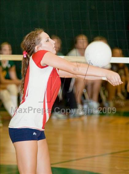 Thumbnail 1 in Beyer @ Davis photogallery.