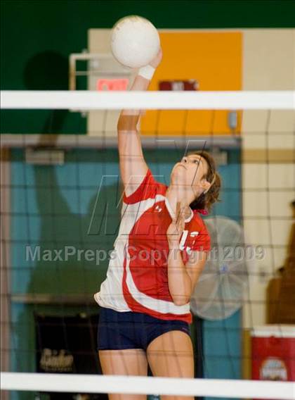 Thumbnail 2 in Beyer @ Davis photogallery.