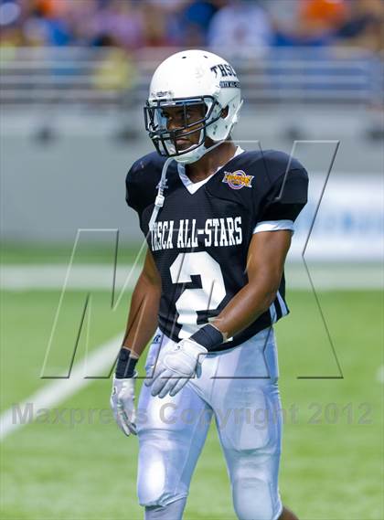 Thumbnail 3 in THSCA All-Star Football Game photogallery.