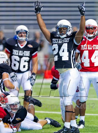 Thumbnail 2 in THSCA All-Star Football Game photogallery.