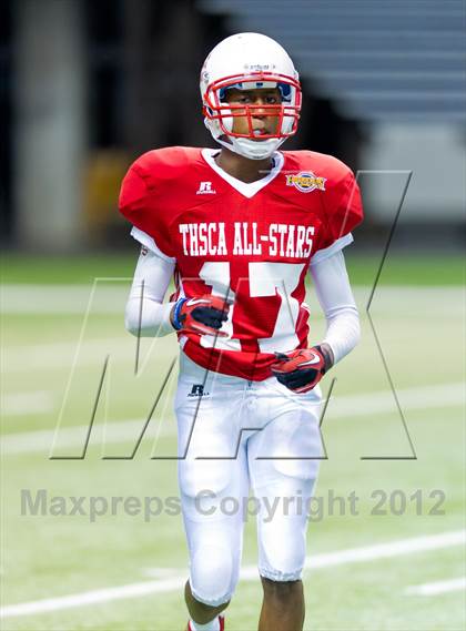 Thumbnail 2 in THSCA All-Star Football Game photogallery.