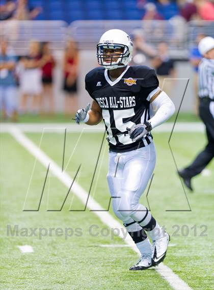 Thumbnail 3 in THSCA All-Star Football Game photogallery.