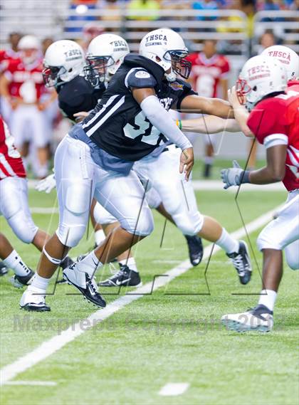 Thumbnail 2 in THSCA All-Star Football Game photogallery.