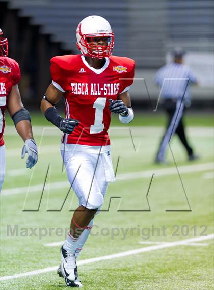 Thumbnail 3 in THSCA All-Star Football Game photogallery.