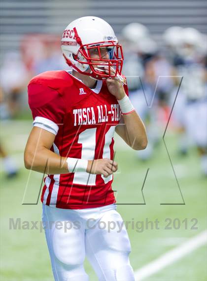 Thumbnail 3 in THSCA All-Star Football Game photogallery.