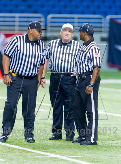 Thumbnail 2 in THSCA All-Star Football Game photogallery.