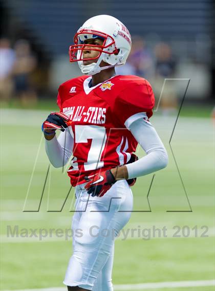 Thumbnail 3 in THSCA All-Star Football Game photogallery.