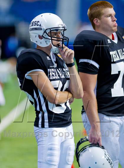 Thumbnail 1 in THSCA All-Star Football Game photogallery.