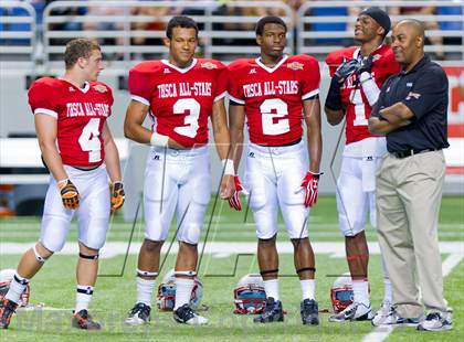Thumbnail 3 in THSCA All-Star Football Game photogallery.