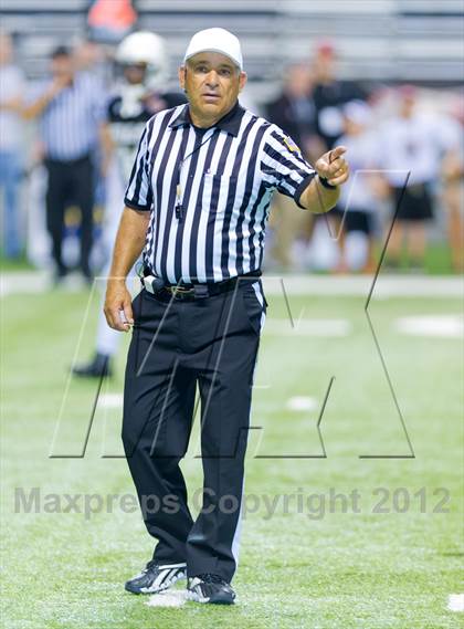 Thumbnail 3 in THSCA All-Star Football Game photogallery.