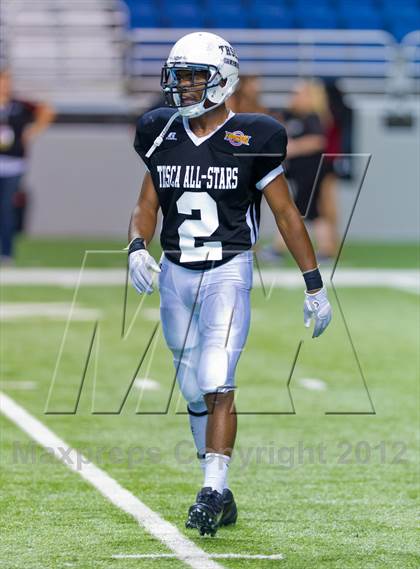 Thumbnail 2 in THSCA All-Star Football Game photogallery.