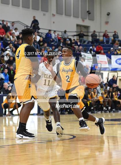 Thumbnail 1 in Cleveland Heights vs. Centerville photogallery.