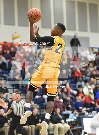 Thumbnail 1 in Cleveland Heights vs. Centerville photogallery.