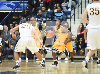 Thumbnail 1 in Cleveland Heights vs. Centerville photogallery.