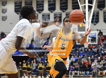 Thumbnail 2 in Cleveland Heights vs. Centerville photogallery.