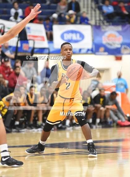 Thumbnail 2 in Cleveland Heights vs. Centerville photogallery.