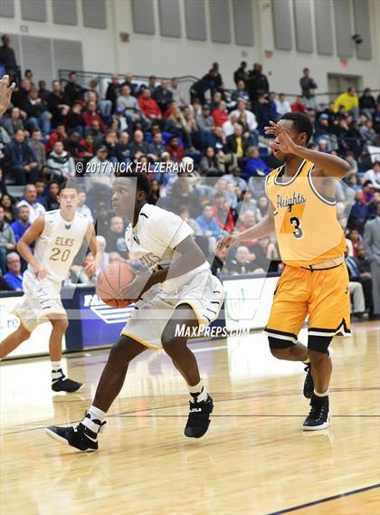 Thumbnail 2 in Cleveland Heights vs. Centerville photogallery.