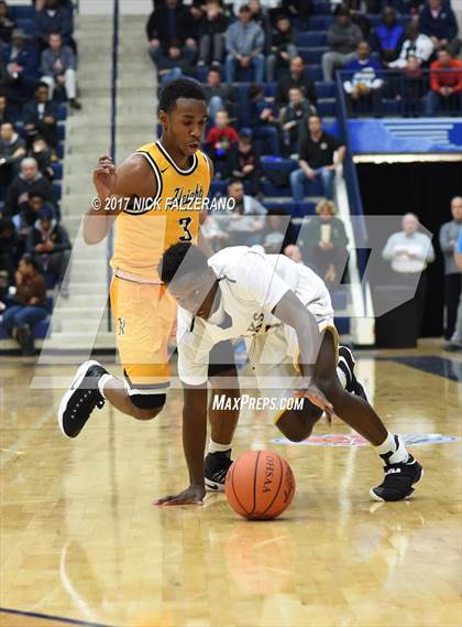 Thumbnail 3 in Cleveland Heights vs. Centerville photogallery.