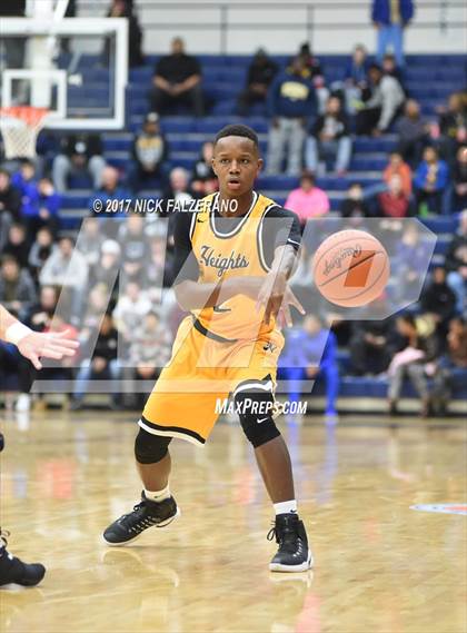 Thumbnail 1 in Cleveland Heights vs. Centerville photogallery.