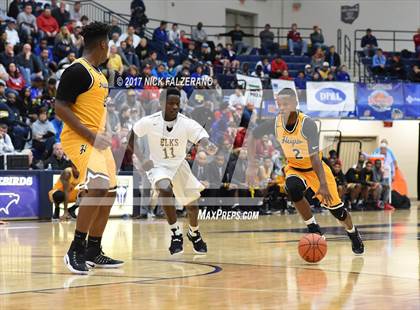 Thumbnail 3 in Cleveland Heights vs. Centerville photogallery.