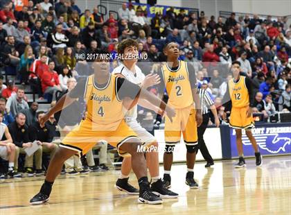 Thumbnail 1 in Cleveland Heights vs. Centerville photogallery.