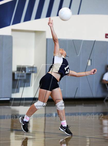 Thumbnail 2 in South El Monte @ Gabrielino photogallery.