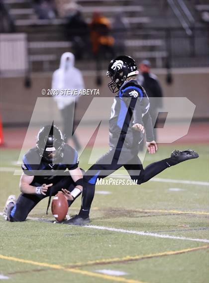 Thumbnail 3 in Grandview vs. Eaglecrest photogallery.