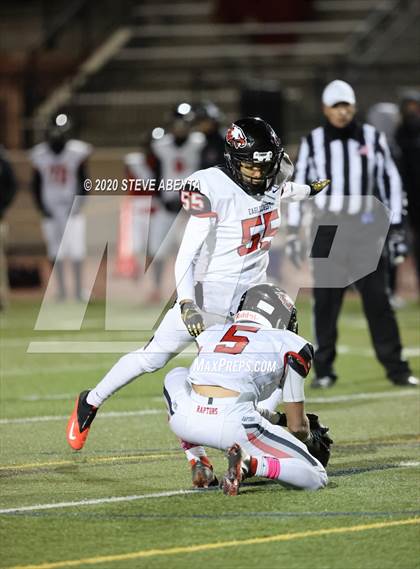 Thumbnail 3 in Grandview vs. Eaglecrest photogallery.