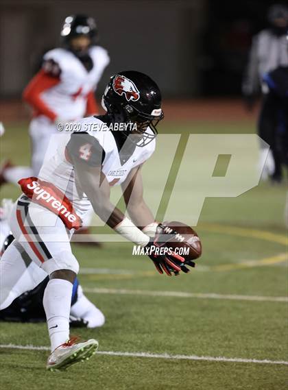 Thumbnail 2 in Grandview vs. Eaglecrest photogallery.