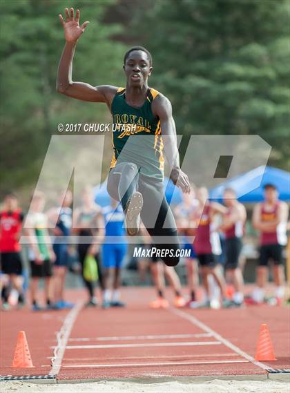 Thumbnail 2 in Don Green Track and Field Invitational (Boys Events) photogallery.