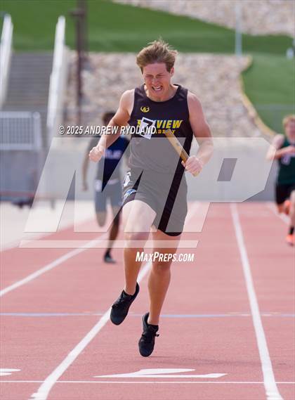 Thumbnail 3 in Huskie Twilight (Relays) photogallery.