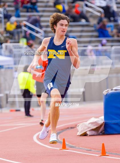 Thumbnail 1 in Huskie Twilight (Relays) photogallery.