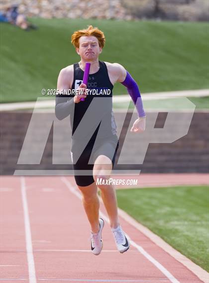 Thumbnail 2 in Huskie Twilight (Relays) photogallery.