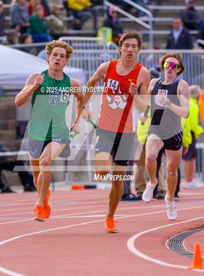 Thumbnail 3 in Huskie Twilight (Relays) photogallery.