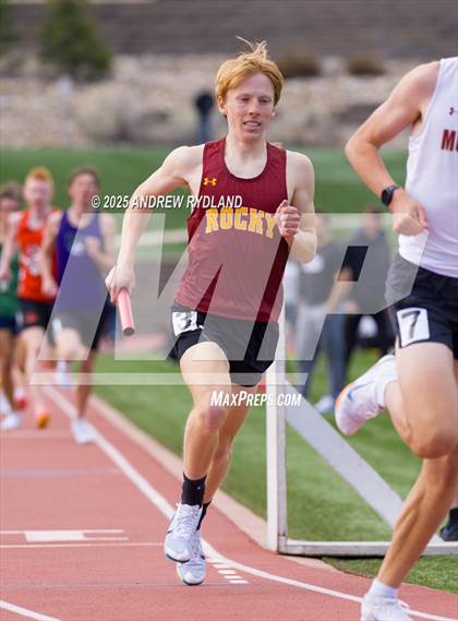 Thumbnail 1 in Huskie Twilight (Relays) photogallery.