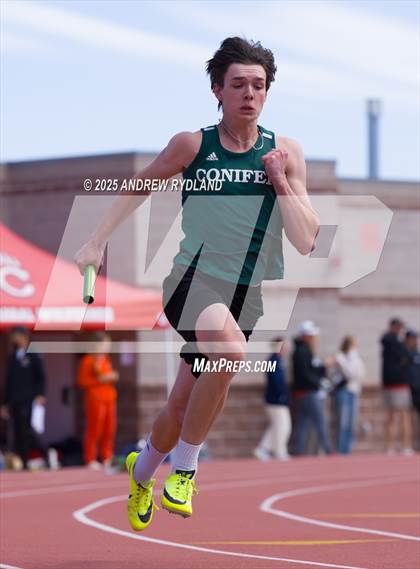 Thumbnail 2 in Huskie Twilight (Relays) photogallery.