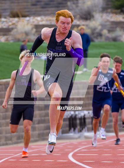 Thumbnail 1 in Huskie Twilight (Relays) photogallery.