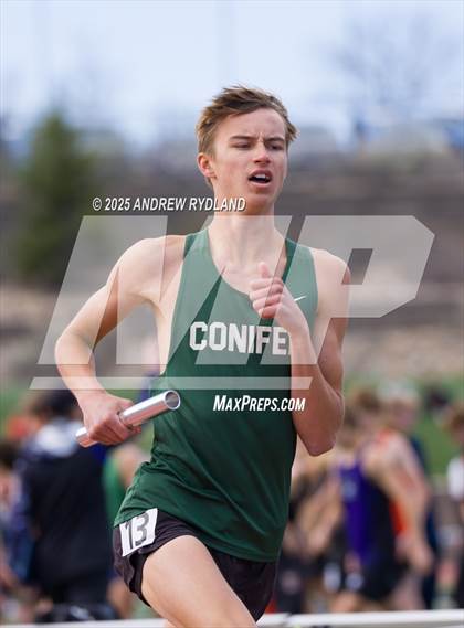 Thumbnail 1 in Huskie Twilight (Relays) photogallery.