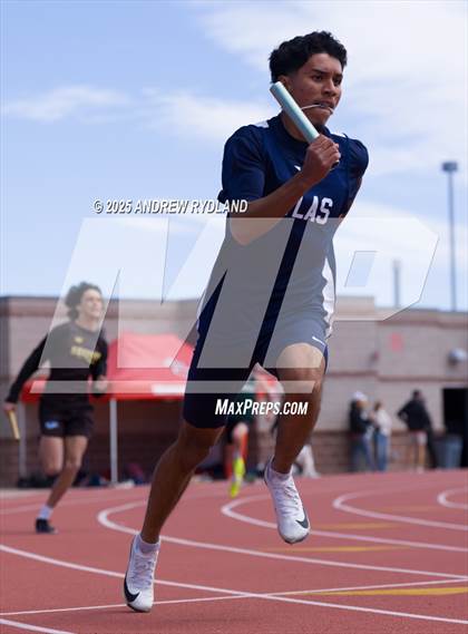 Thumbnail 2 in Huskie Twilight (Relays) photogallery.