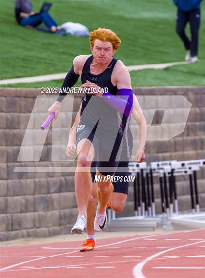 Thumbnail 2 in Huskie Twilight (Relays) photogallery.