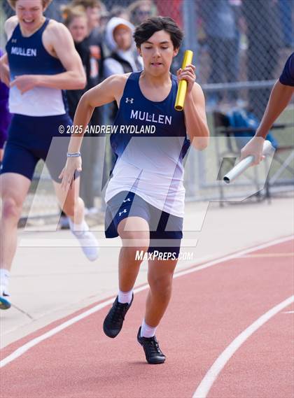 Thumbnail 1 in Huskie Twilight (Relays) photogallery.